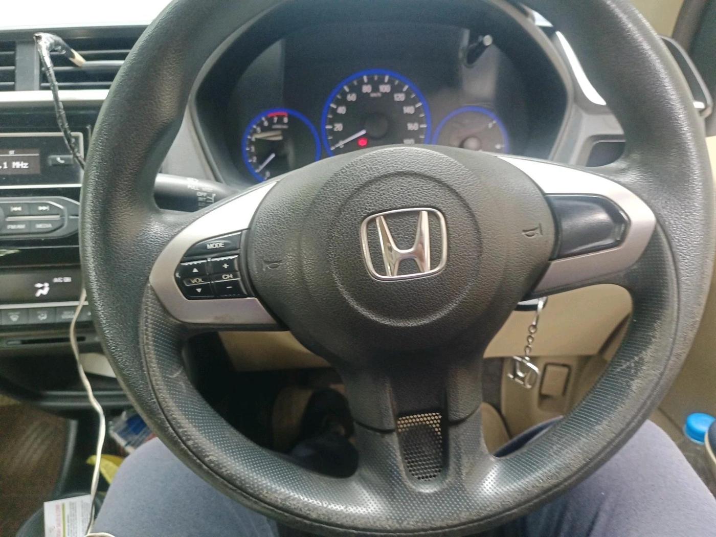 2016 Honda Amaze 1.2L I-VTEC S, Petrol, Manual, 62,175 km, interior