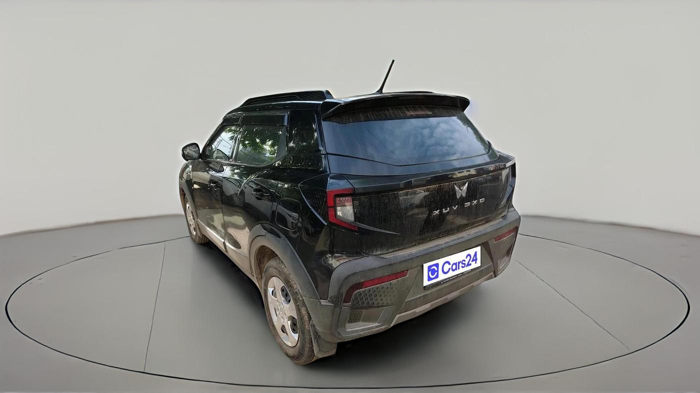 2025 Mahindra XUV 3XO MX2 1.5 Turbo Diesel, Diesel, Manual, 42,683 km, exterior