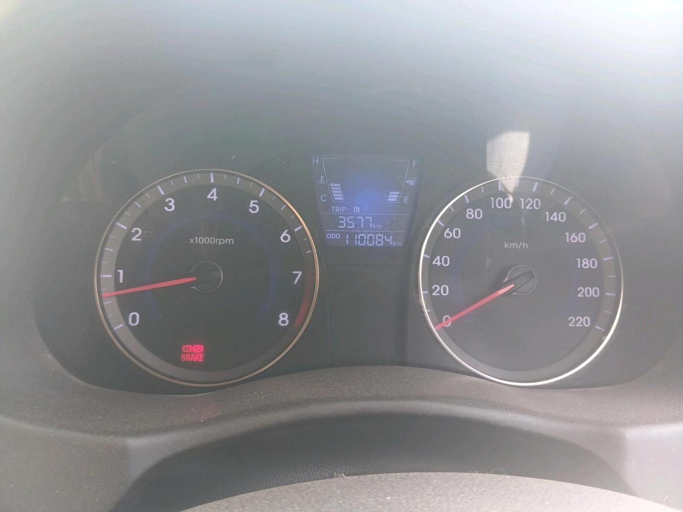 2012 Hyundai Verna FLUIDIC 1.4 VTVT CX, Petrol, Manual, 1,10,084 km, interior