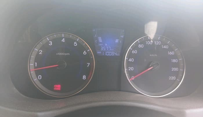 2012 Hyundai Verna FLUIDIC 1.4 VTVT CX, Petrol, Manual, 1,10,084 km, interior