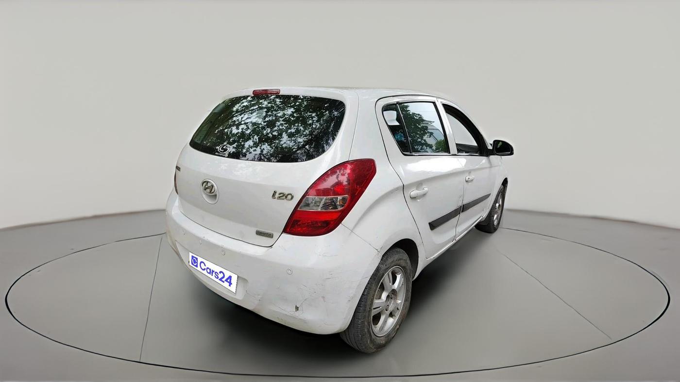 2011 Hyundai i20 SPORTZ 1.2, CNG, Manual, 1,37,663 km, exterior