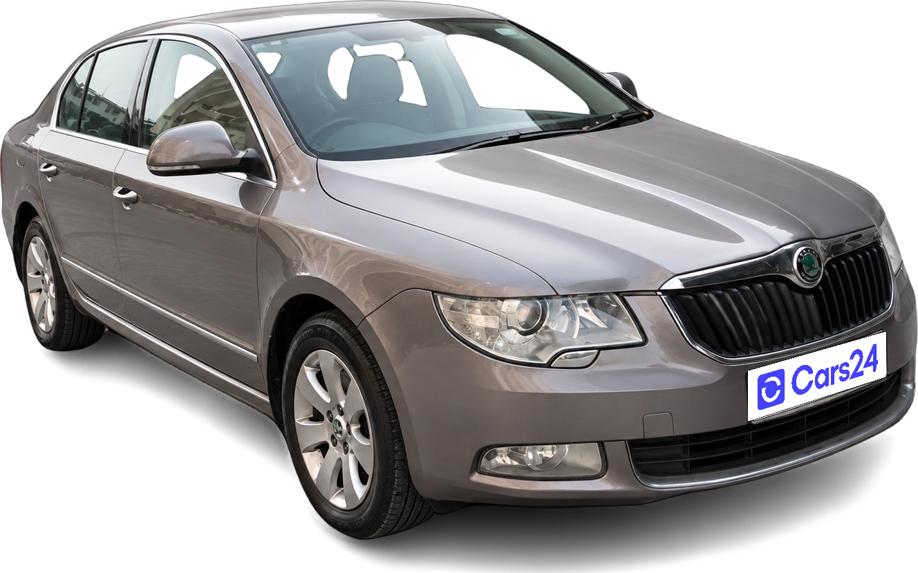 2012 Skoda Superb - Sedan - Petrol - Automatic - ₹2.19 lakh