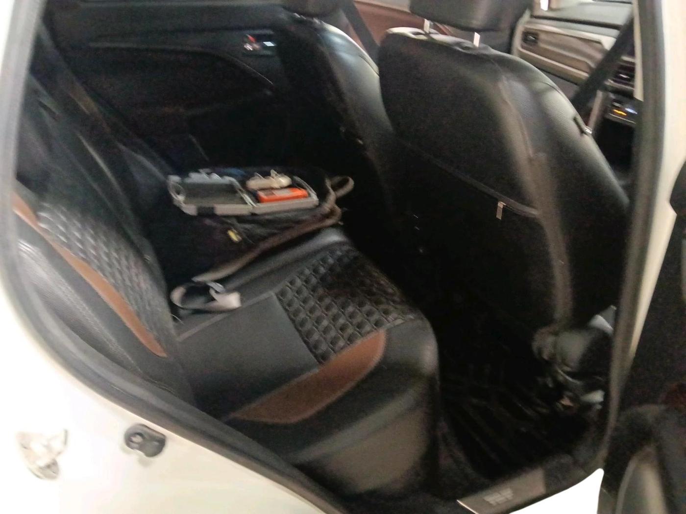 2023 Maruti BREZZA ZXI SMART HYBRID , Petrol, Manual, 59,316 km, interior