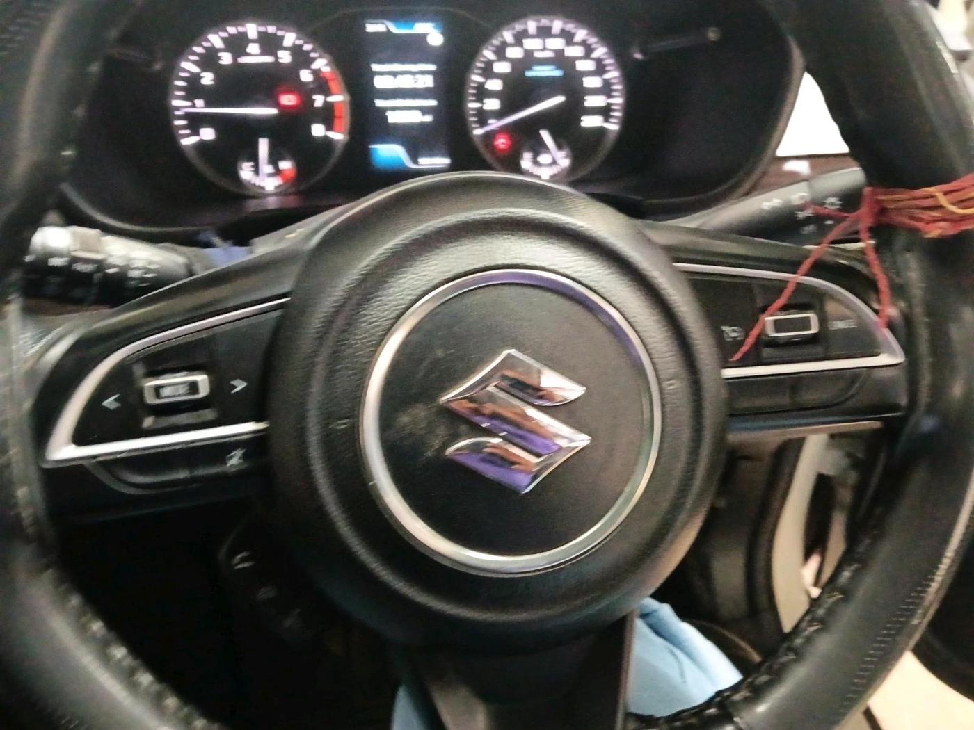 2023 Maruti BREZZA ZXI SMART HYBRID , Petrol, Manual, 59,316 km, interior