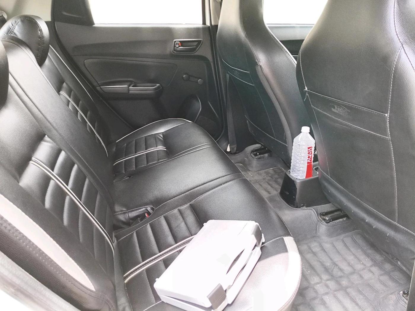 2019 Maruti Swift LXI, Petrol, Manual, 70,188 km, interior