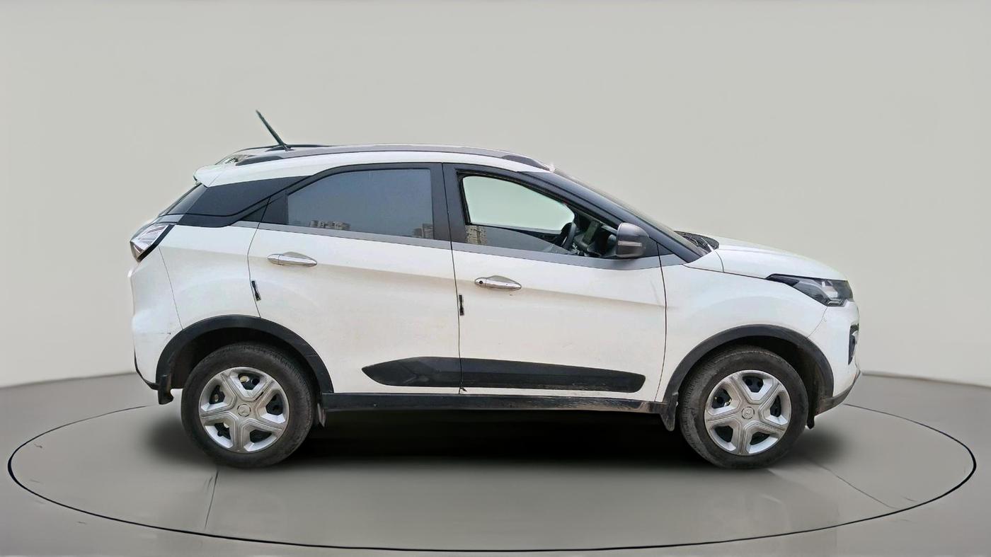 2022 Tata NEXON XM SUNROOF DIESEL, Diesel, Manual, 60,143 km, exterior
