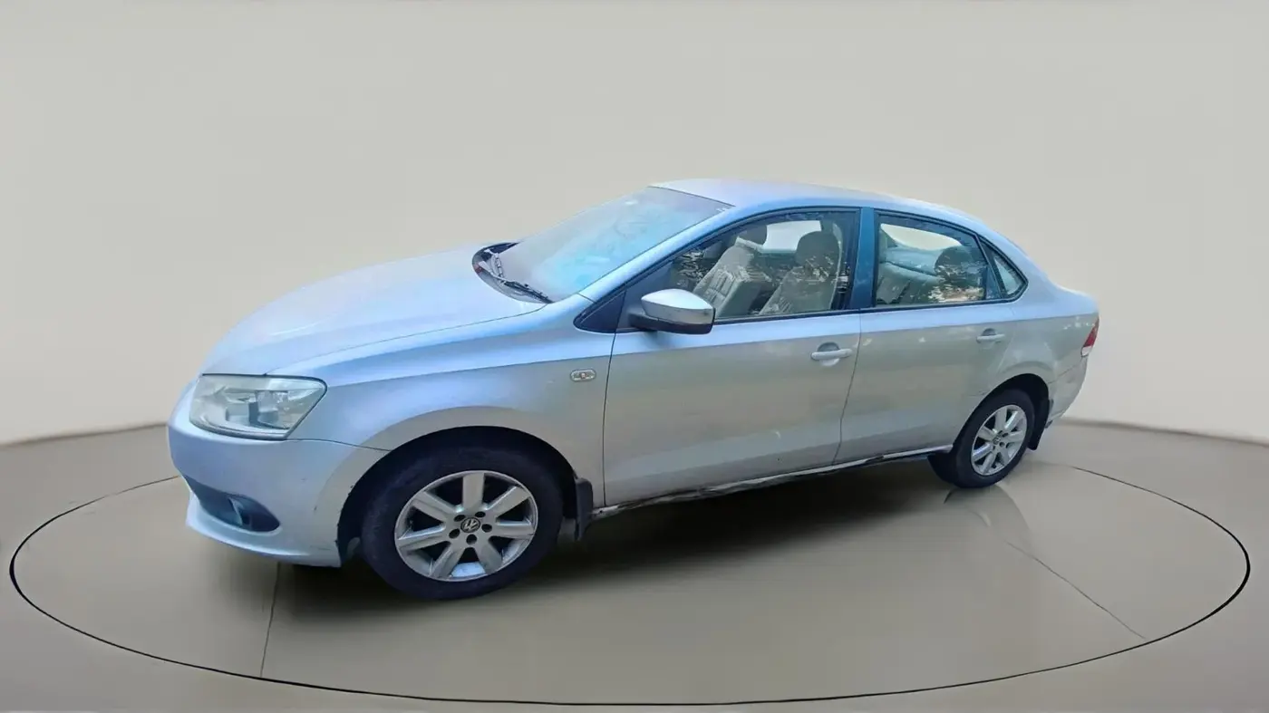 2011 Volkswagen Vento HIGHLINE 1.6 MPI, Petrol, Manual, 56,657 km, exterior