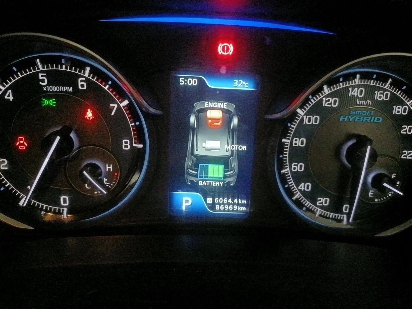 2020 Maruti XL6 ALPHA AT, Petrol, Automatic, 86,969 km, interior