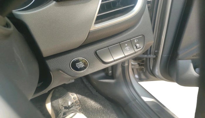 2019 KIA SELTOS HTK PLUS 1.5, Petrol, Manual, 61,264 km, interior