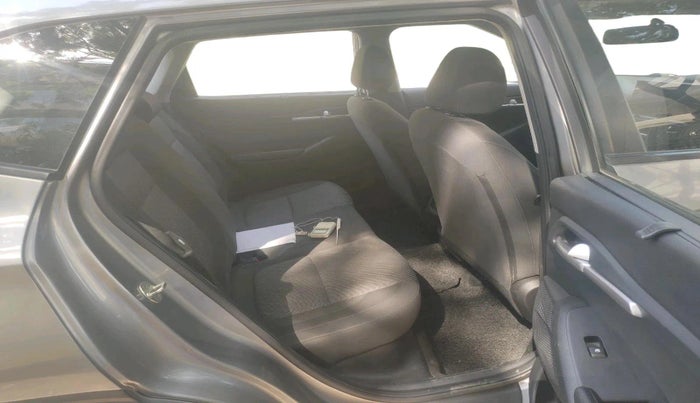 2019 KIA SELTOS HTK PLUS 1.5, Petrol, Manual, 61,264 km, interior