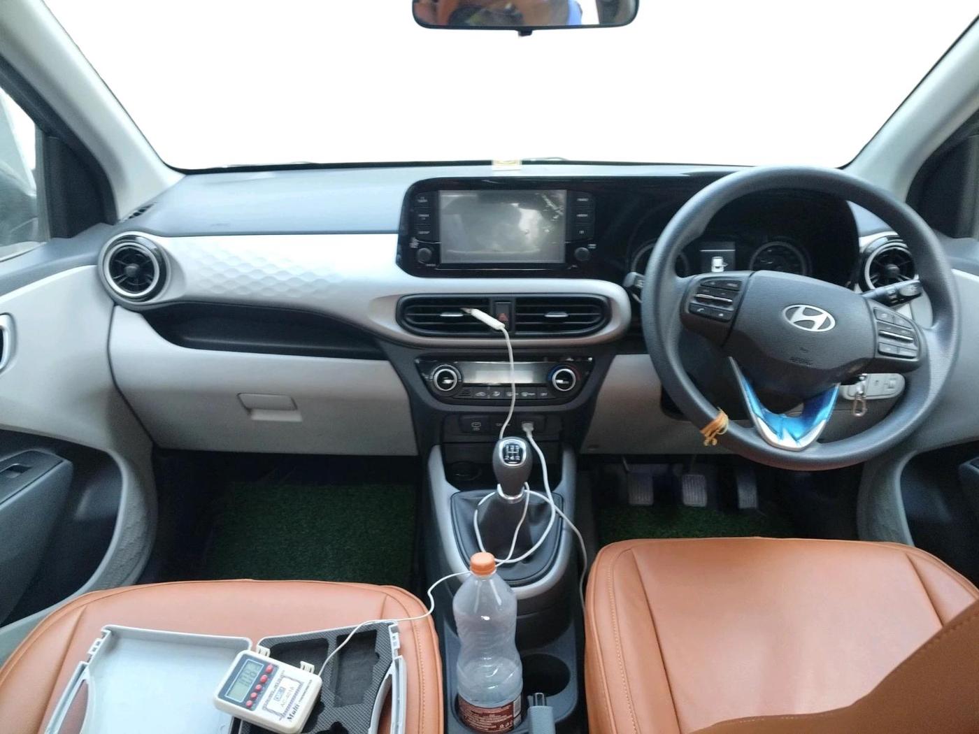 2023 Hyundai GRAND I10 NIOS SPORTZ 1.2 KAPPA VTVT, Petrol, Manual, 15,982 km, interior