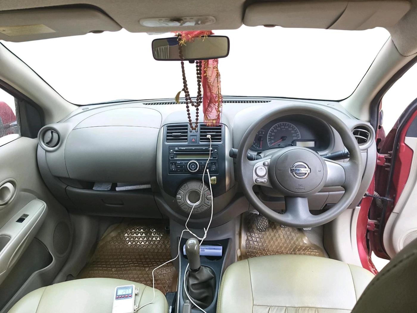 2012 Nissan Sunny XL, Petrol, Manual, 76,161 km, interior
