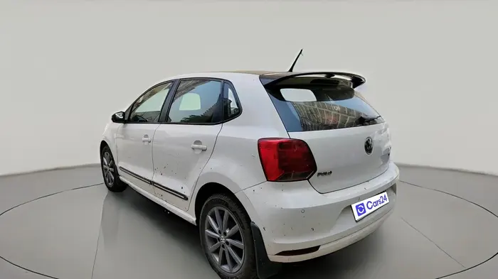 2018 Volkswagen Polo HIGHLINE1.5L, Diesel, Manual, 1,42,575 km, exterior