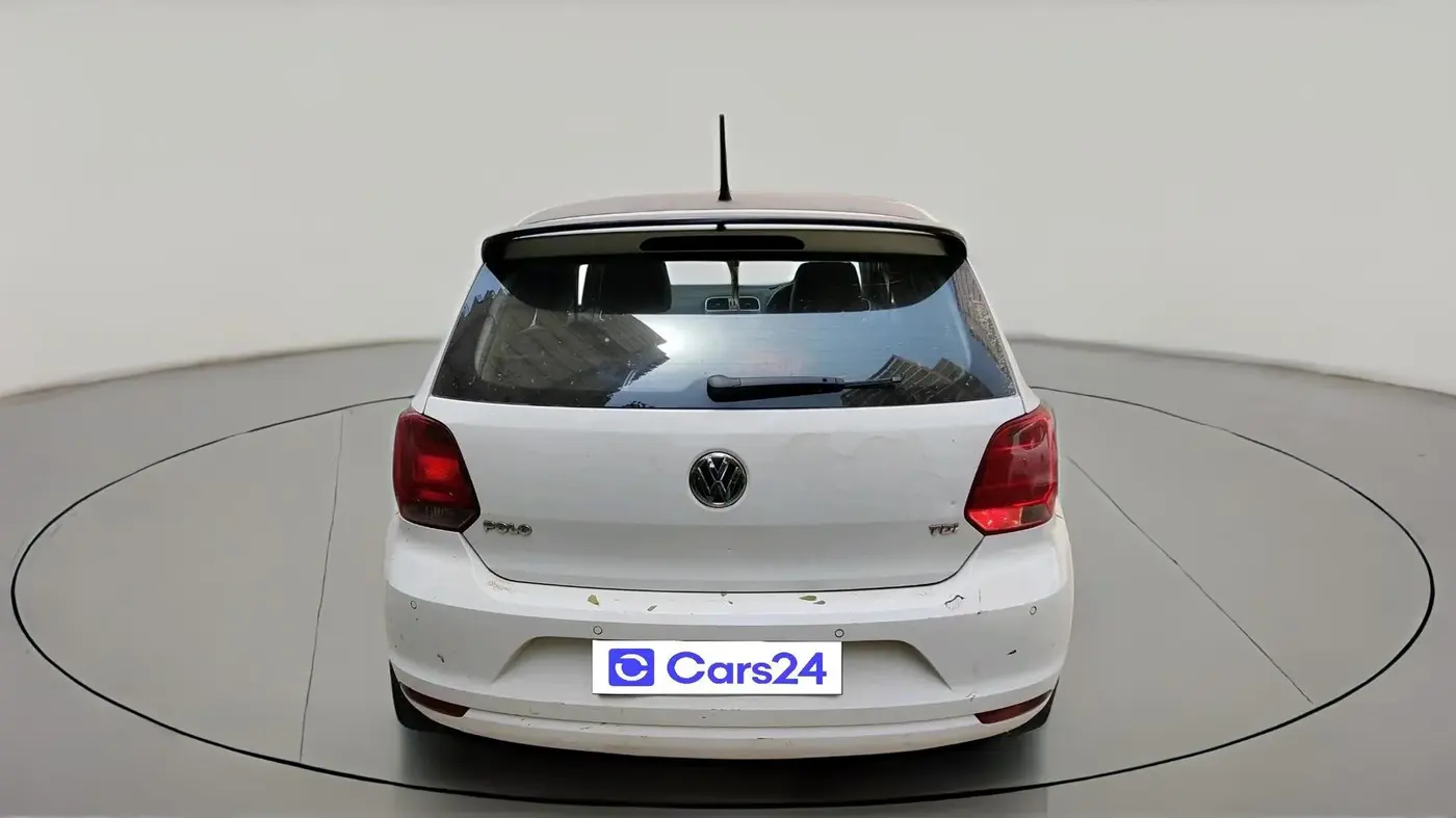 2018 Volkswagen Polo HIGHLINE1.5L, Diesel, Manual, 1,42,575 km, exterior
