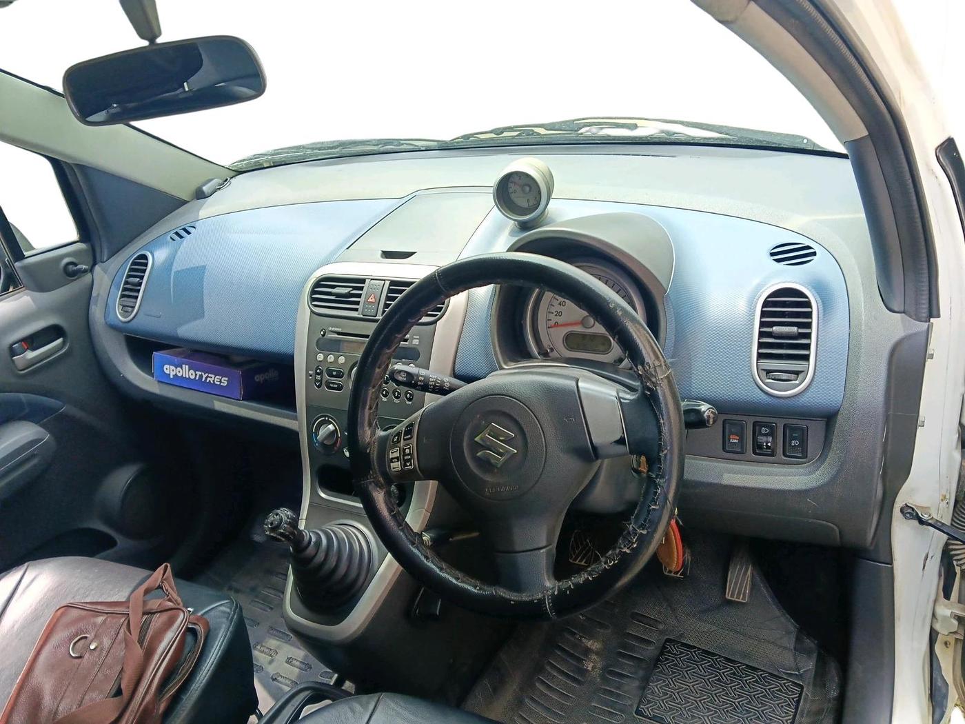 2011 Maruti Ritz ZXI, Petrol, Manual, 69,642 km, interior