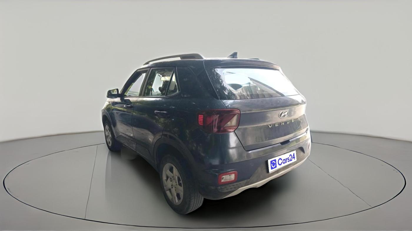 2022 Hyundai VENUE S Plus 1.2 Petrol MT, CNG, Manual, 32,755 km, exterior