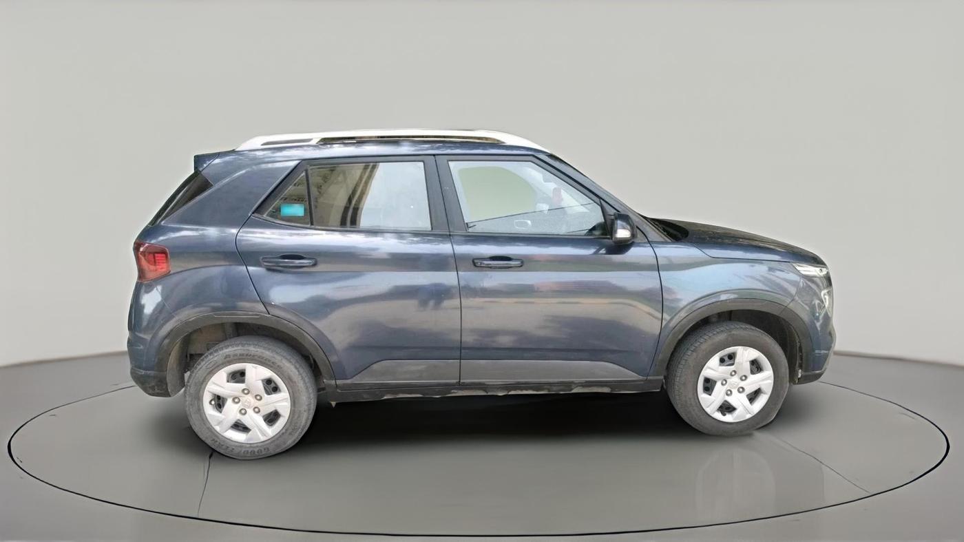 2022 Hyundai VENUE S Plus 1.2 Petrol MT, CNG, Manual, 32,755 km, exterior