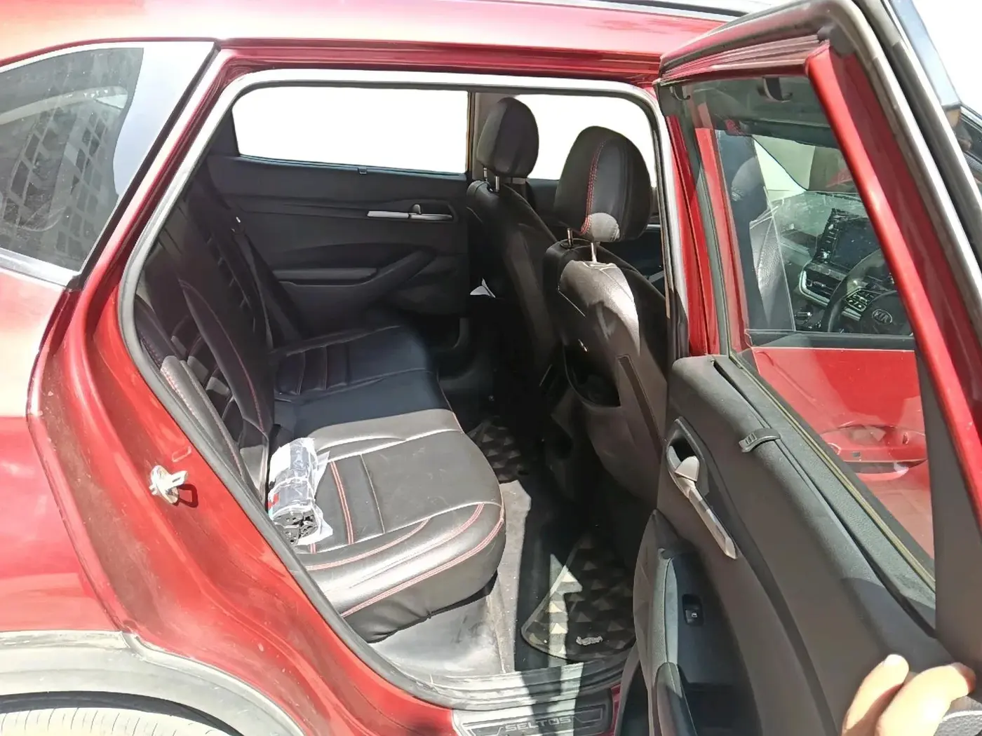 2019 KIA SELTOS HTK PLUS 1.5, Petrol, Manual, 1,72,054 km, interior