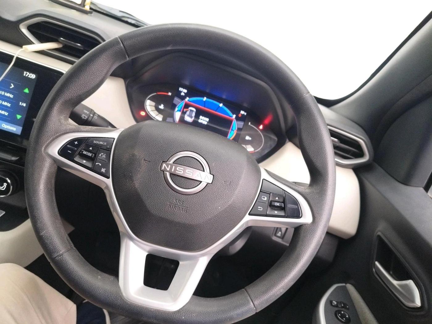 2022 Nissan MAGNITE XV TURBO CVT, Petrol, Automatic, 19,259 km, interior