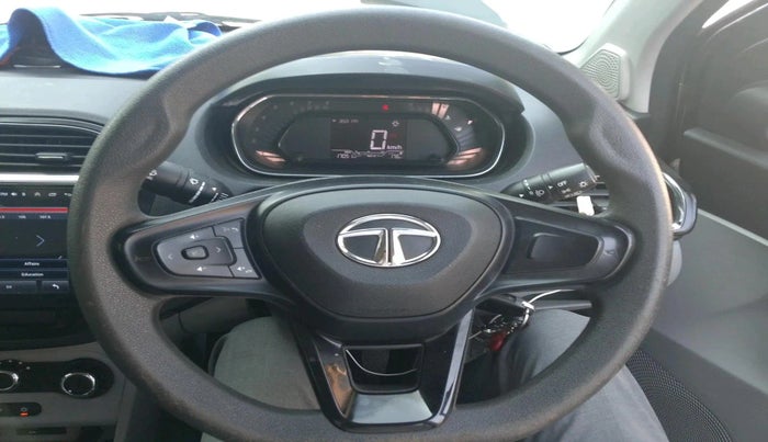 2021 Tata Tiago XT (O) PETROL, Petrol, Manual, 17,051 km, interior