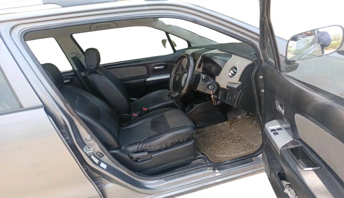 2013 Maruti Wagon R 1.0 LXI, Petrol, Manual, 59,680 km, interior
