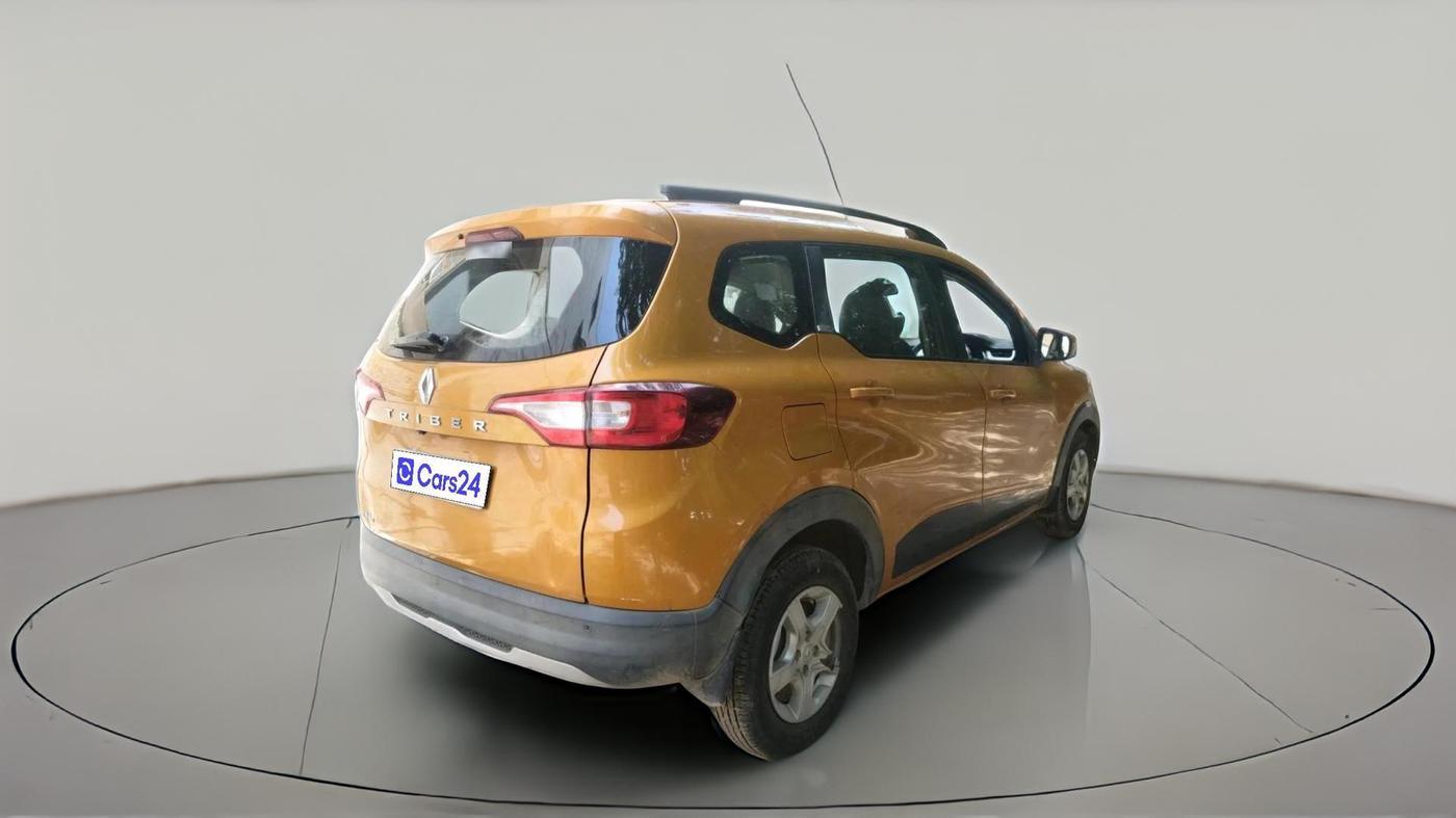 2019 Renault TRIBER RXZ, Petrol, Manual, 82,370 km, exterior