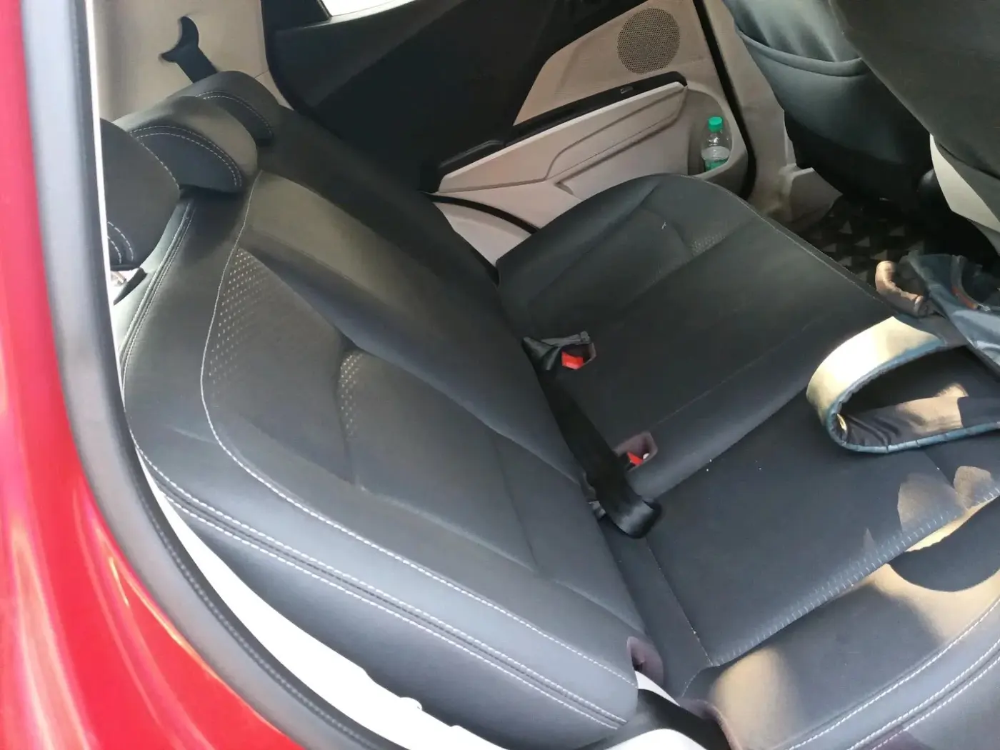 2021 Mahindra XUV300 W6 1.2 PETROL AMT, Petrol, Automatic, 46,593 km, interior