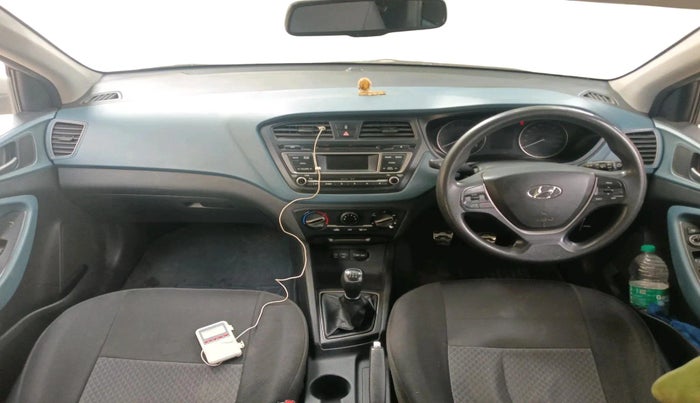 2015 Hyundai i20 Active 1.2 BASE, Petrol, Manual, 1,19,942 km, interior