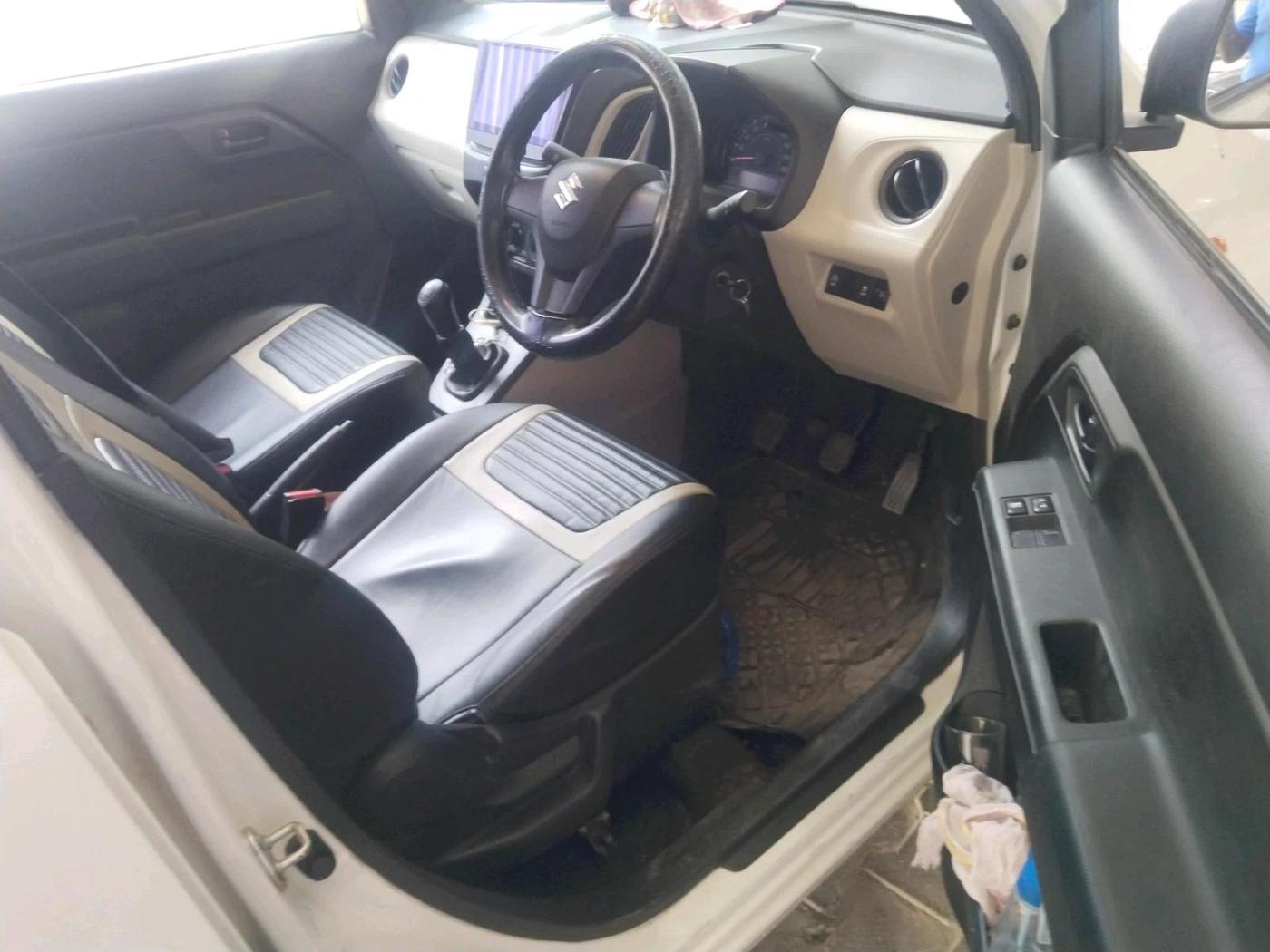 2025 Maruti New Wagon-R LXI 1.0, Petrol, Manual, 25,267 km, interior