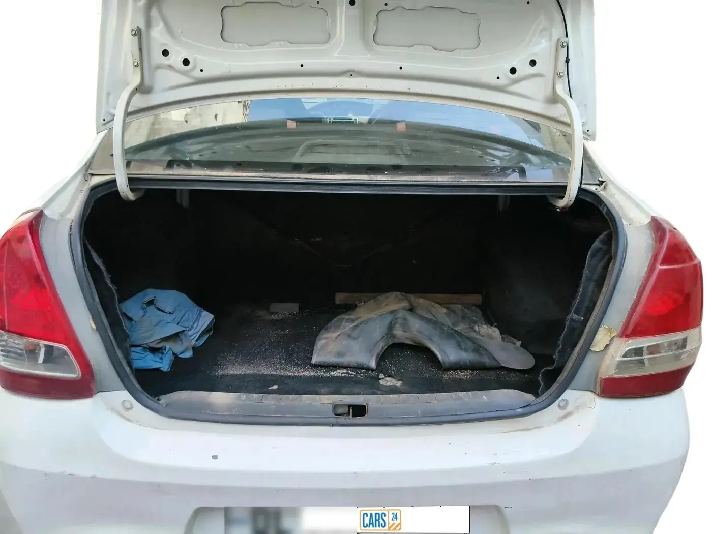 2011 Toyota Etios VX, Petrol, Manual, 90,888 km, exterior