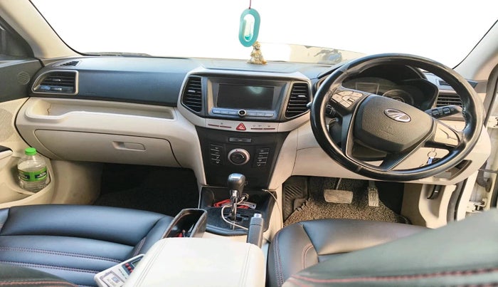 2020 Mahindra XUV300 W6 1.5 DIESEL AMT, Diesel, Automatic, 1,84,794 km, interior