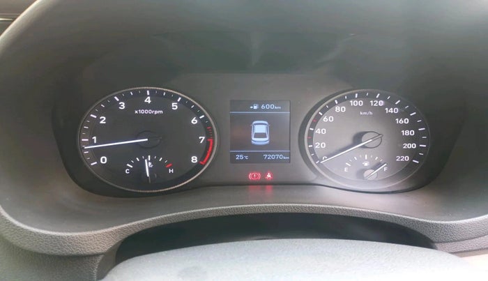 2019 Hyundai Verna 1.6 VTVT SX, Petrol, Manual, 72,070 km, interior