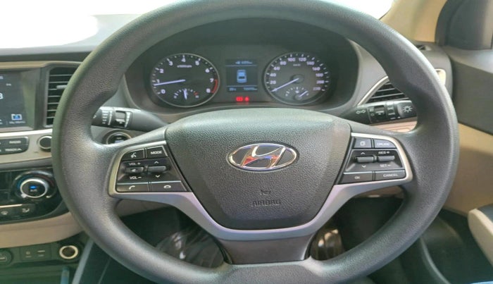 2019 Hyundai Verna 1.6 VTVT SX, Petrol, Manual, 72,070 km, interior