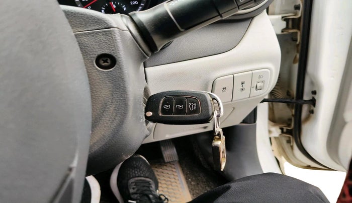 2024 Hyundai GRAND I10 NIOS Sportz 1.2 HY-CNG Duo, CNG, Manual, 50,841 km, interior