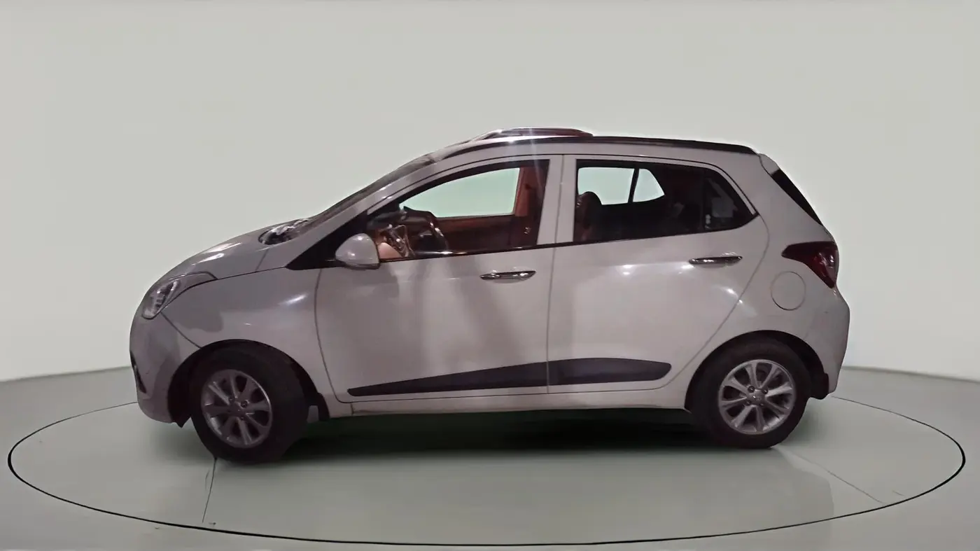 2015 Hyundai Grand i10 ASTA AT 1.2 KAPPA VTVT, Petrol, Automatic, 36,487 km, exterior