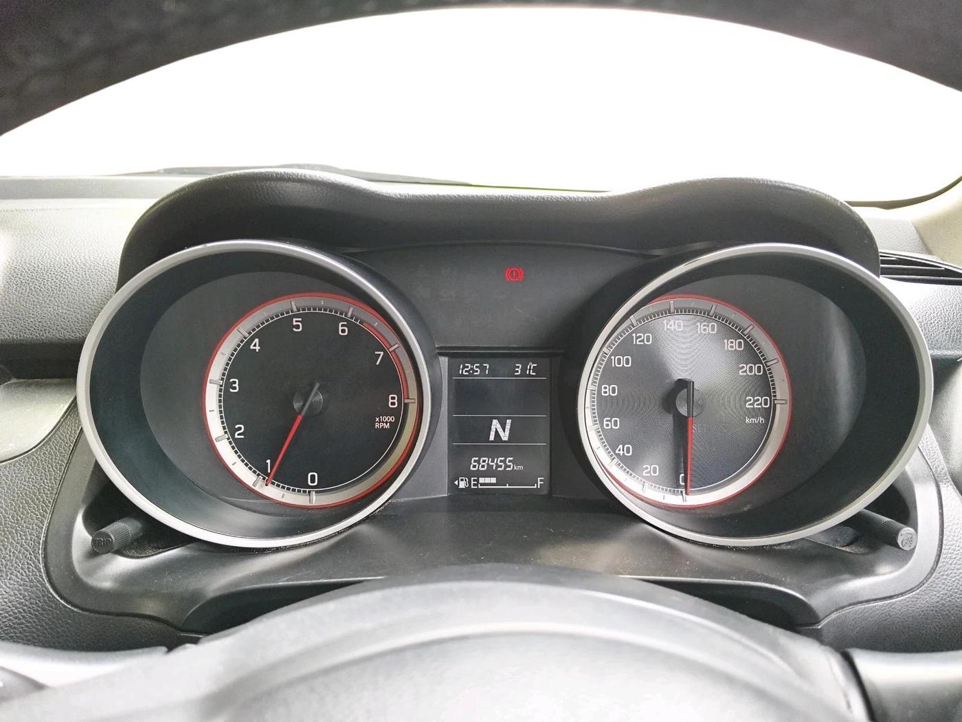 2018 Maruti Swift ZXI AMT, Petrol, Automatic, 68,455 km, interior