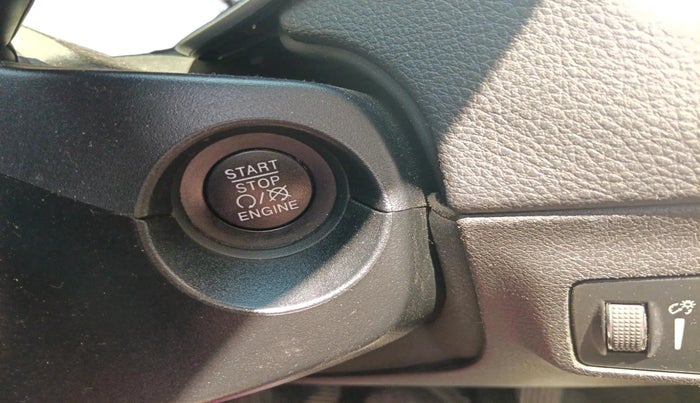 2019 Jeep Compass LONGITUDE (O) 2.0 DIESEL, Diesel, Manual, 1,41,027 km, interior