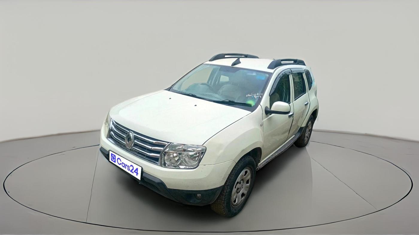 2014 Renault Duster RXL PETROL, CNG, Manual, 56,172 km, exterior