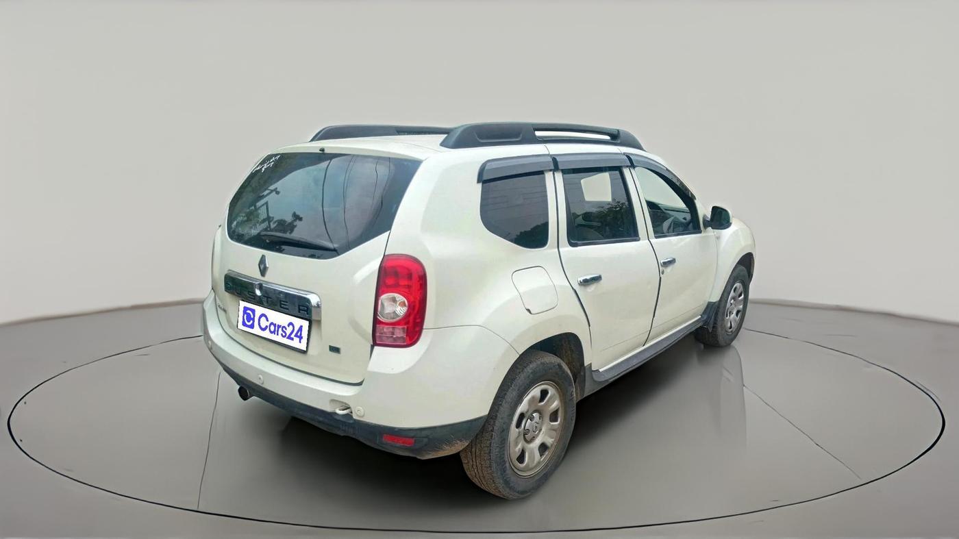2014 Renault Duster RXL PETROL, CNG, Manual, 56,172 km, exterior