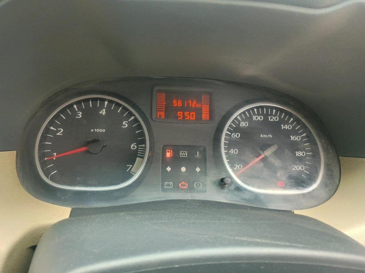 2014 Renault Duster RXL PETROL, CNG, Manual, 56,172 km, interior