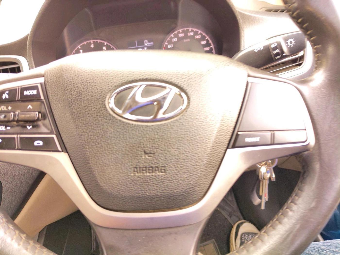 2021 Hyundai Verna S PLUS 1.5 VTVT, Petrol, Manual, 49,398 km, interior