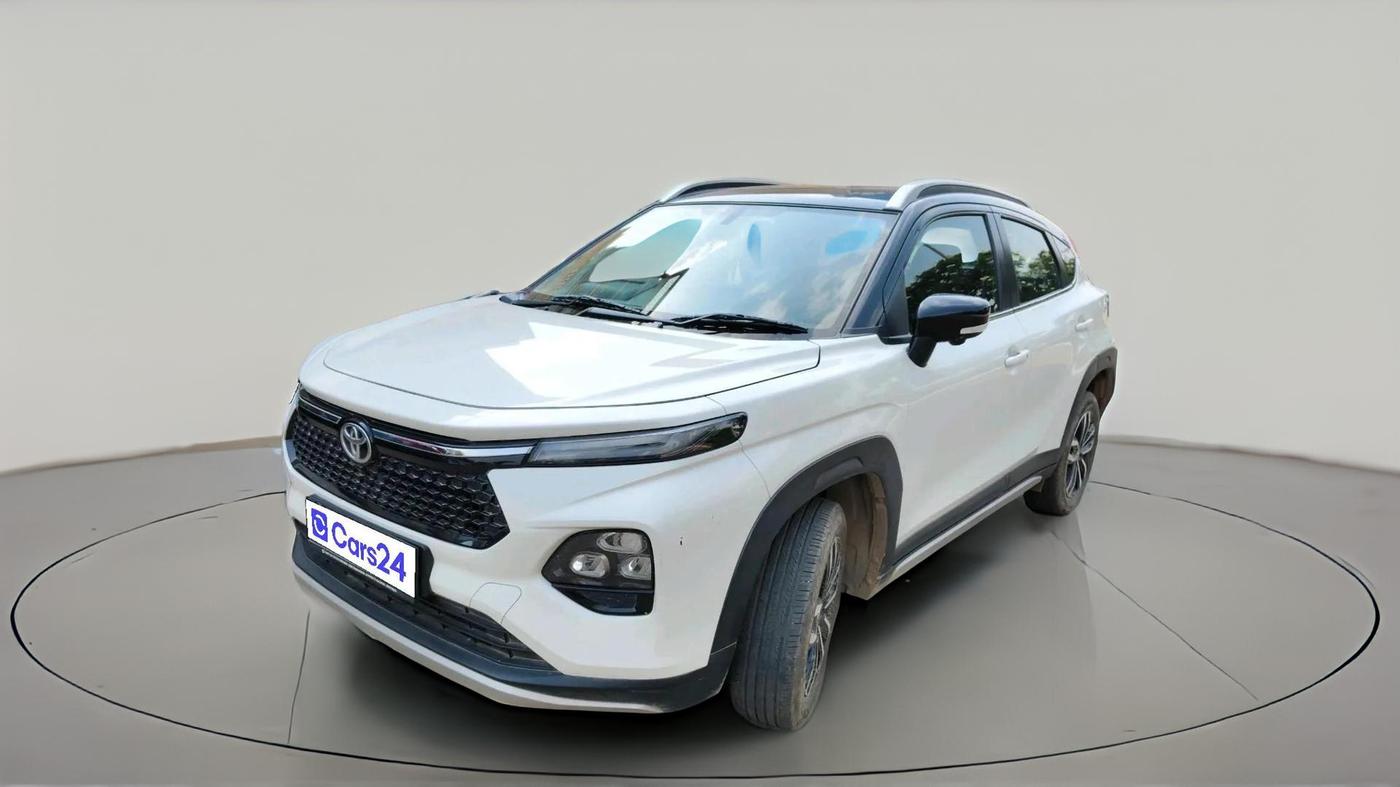 2024 Toyota Urban Cruiser Taisor V 1.0 Petrol MT, Petrol, Manual, 16,977 km, exterior