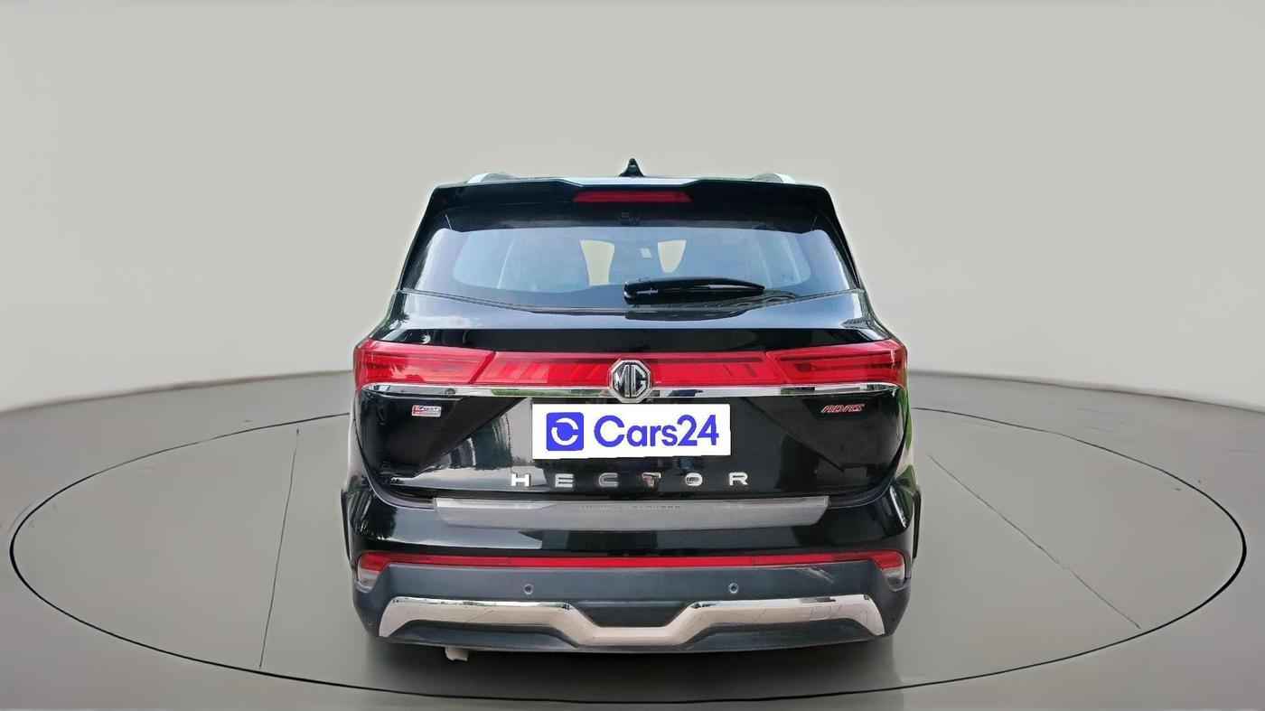 2026 MG HECTOR Savvy Pro 1.5 Turbo CVT, Petrol, Automatic, 2,806 km, exterior