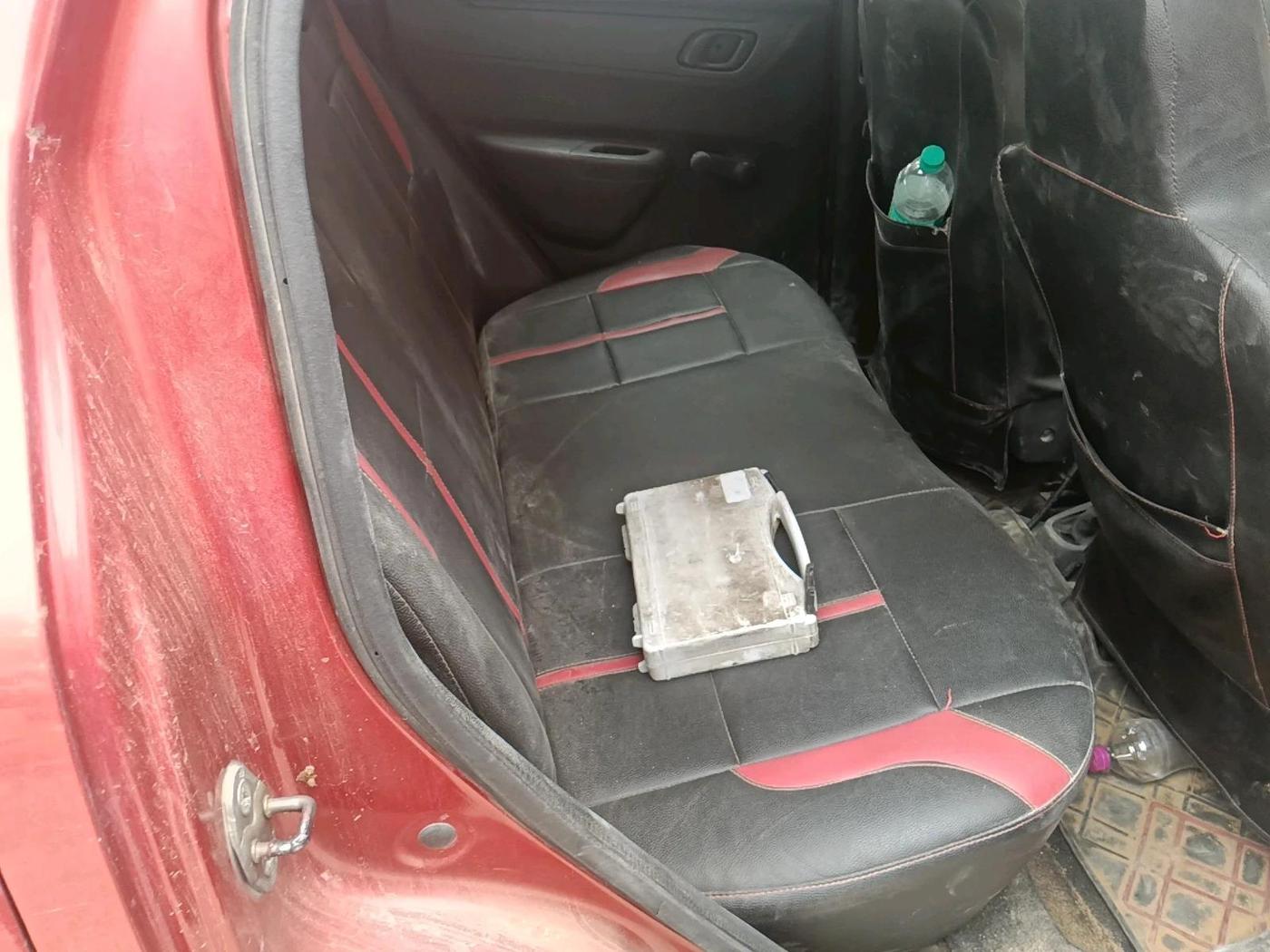 2016 Renault Kwid RXL, Petrol, Manual, 2,10,764 km, interior