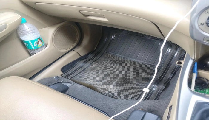 2011 Honda City 1.5L I-VTEC S MT, Petrol, Manual, 1,60,989 km, interior