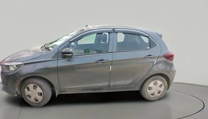 2022 Tata Tiago XT (O) PETROL, Petrol, Manual, 77,510 km, exterior