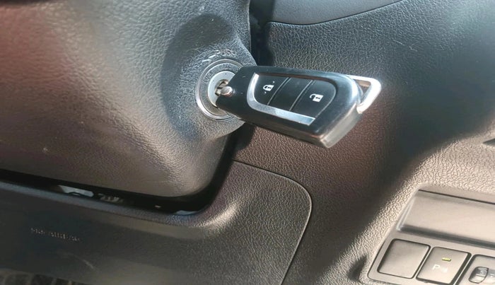 2017 Toyota Innova Crysta 2.7 GX AT 7 STR, Petrol, Automatic, 93,868 km, interior