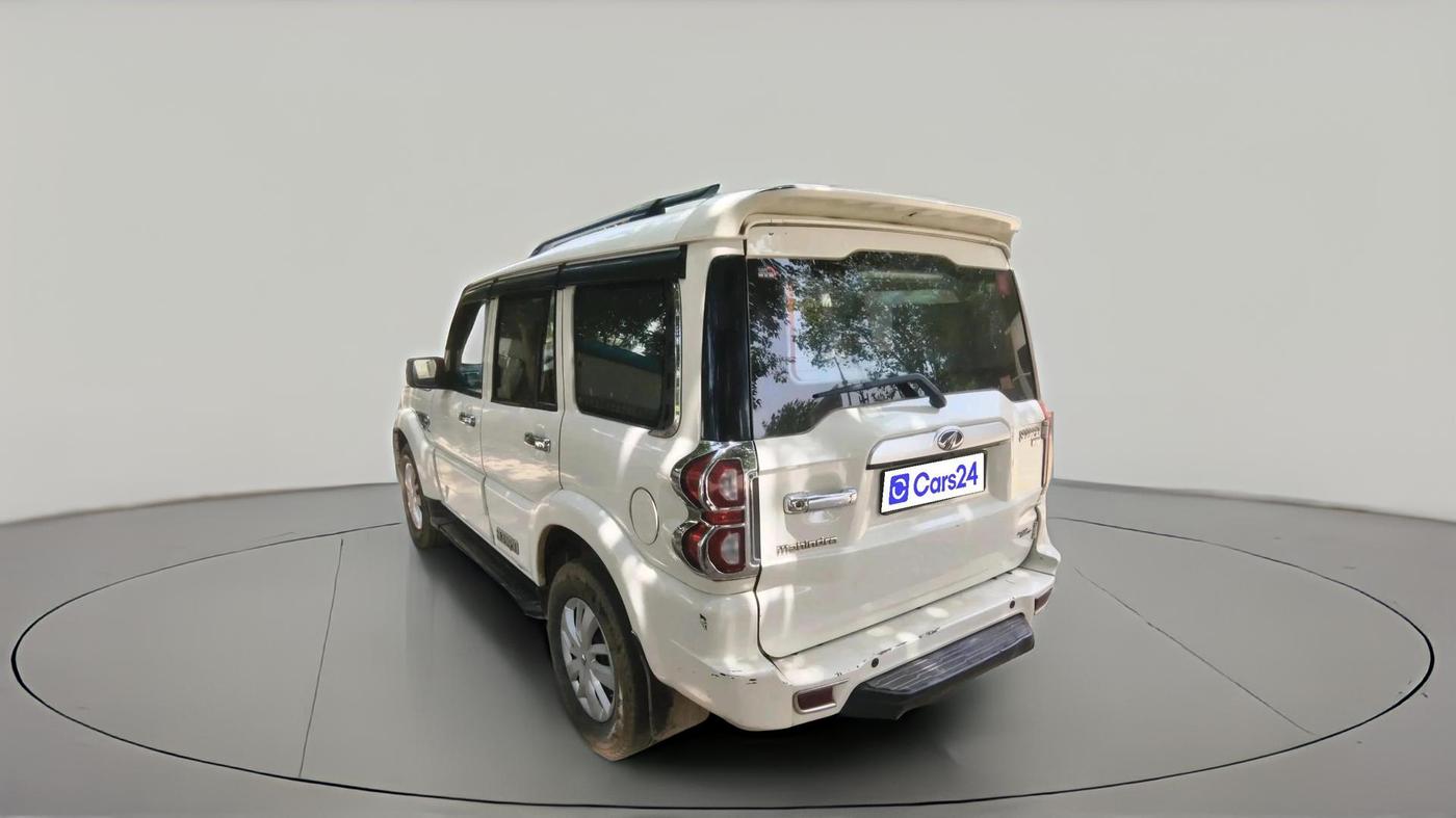 2018 Mahindra Scorpio S7, Diesel, Manual, 1,38,805 km, exterior