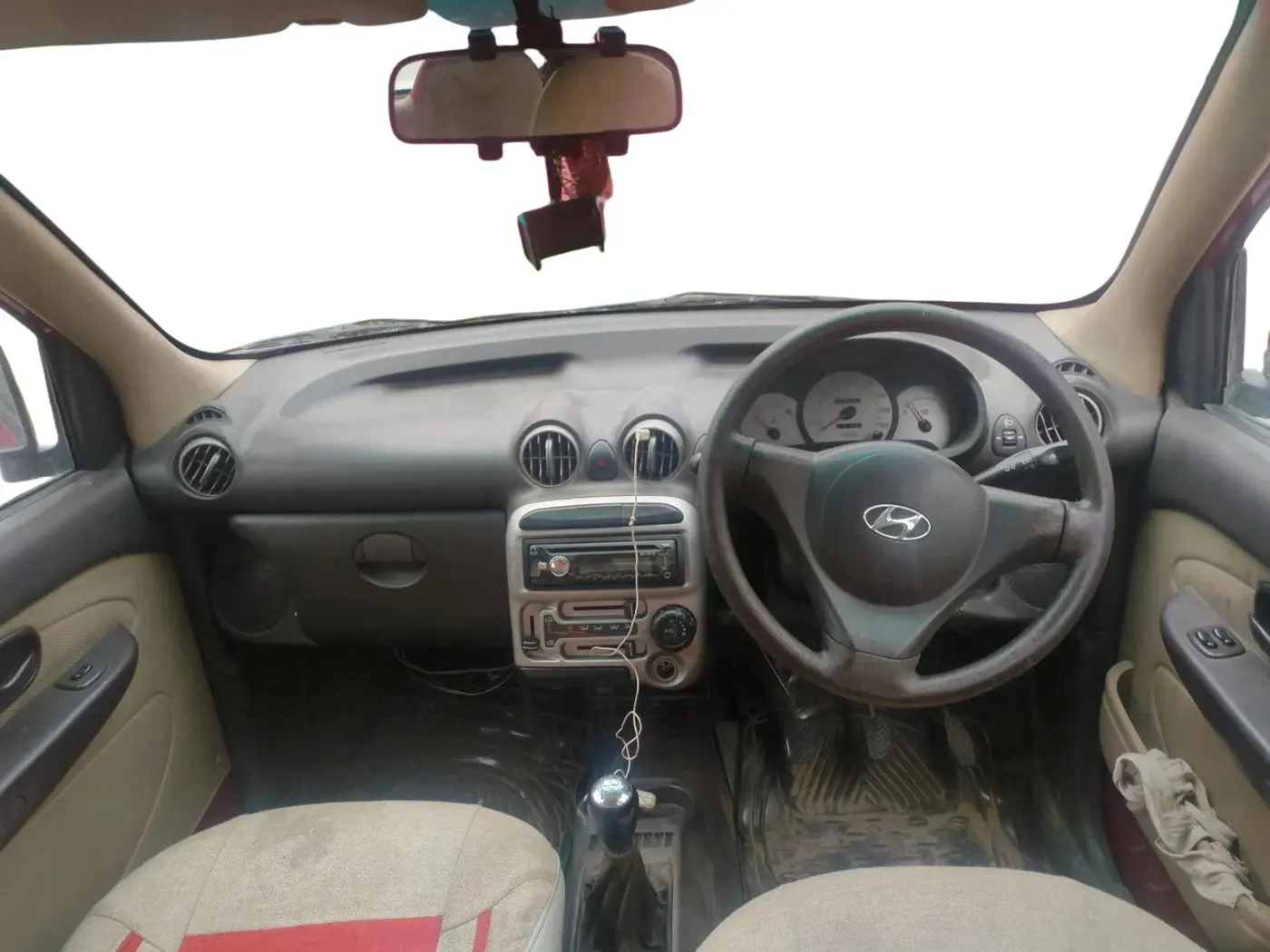 2013 Hyundai Santro Xing GL PLUS, CNG, Manual, 1,39,673 km, interior