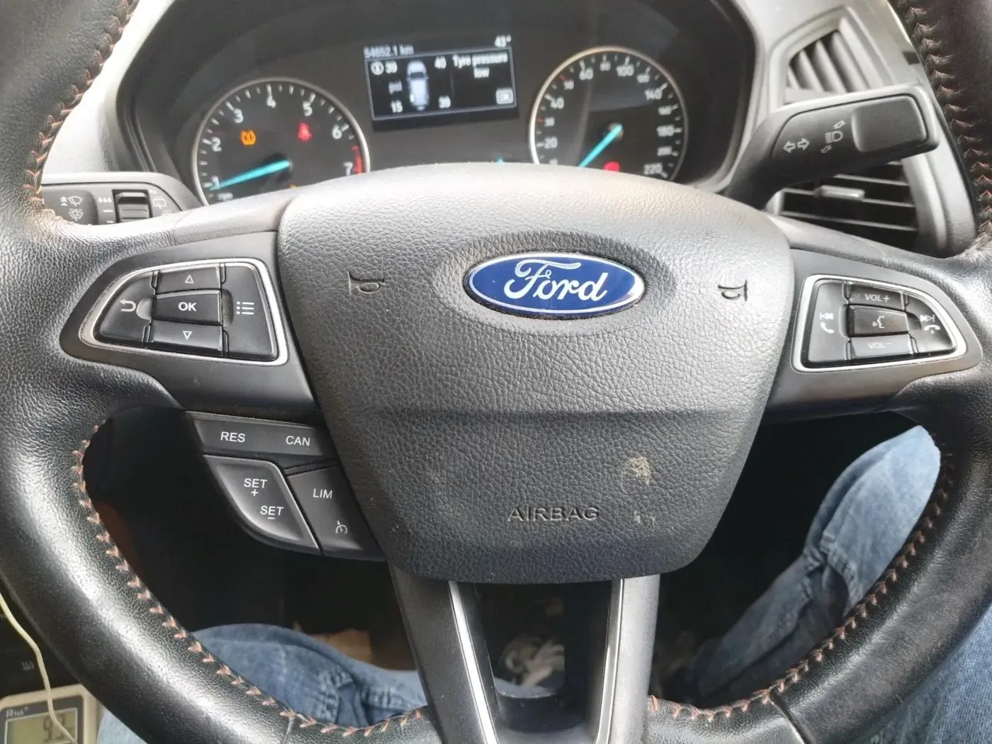 2021 Ford Ecosport TITANIUM 1.5 SPORTS(SUNROOF) PETROL, Petrol, Manual, 54,652 km, interior